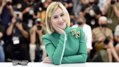 След Париж – Мария Бакалова с приятели в Лондон