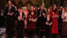 Коледни картички – принц Уилям и Кейт Мидълтън изпращат най-тежката си година