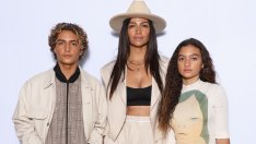 Съпругата модел на Матю Макконъхи, Камила, и дъщеря им Вида – като две капки вода