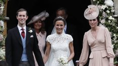 Щуро кралско парти – Принцеса Кейт и принц Уилям купонясват с Пипа Мидълтън