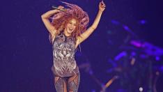 Шакира дебютира с нов цвят на косата 