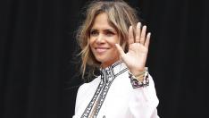 Хали Бери на почивка с мистериозен мъж 