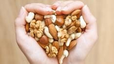 Бадеми, орехи... Най-полезните ядки за нашето меню