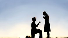 Иво Карамански-младши изненада бременната Антоанет Пепе – предложи ѝ брак