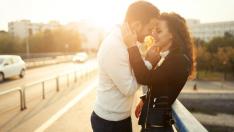 Топ 3 на зодиите, които бдят над връзката си