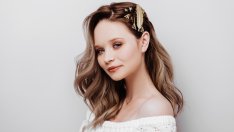 Прически 2022: Кой аксесоар за коса ще е на мода?