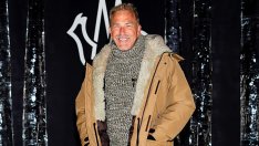 Кевин Костнър се превърна в модел на 71 &ndash; звездата участва в ревюто на Moncler в Аспен