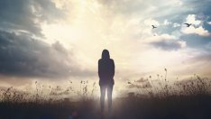 4 зодии ще се впуснат в сложно емоционално пътешествие този ноември