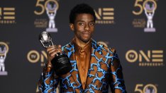 „Отмъстителите“ със специално видео за Чадуик Боузман