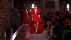 Лятна мода: Кендъл Дженър копира сестра си Кайли