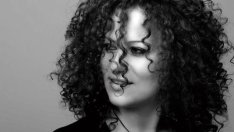 Задържаха певицата Белослава за шофиране в нетрезво състояние