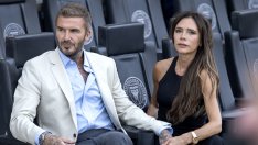 На фона на скандала с изневярата: Виктория Бекъм размени пак клетви с Дейвид