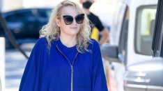 Увереността й отива: Ребъл Уилсън отново се похвали със стегната фигура