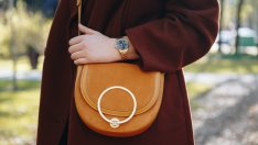 Дамски чанти – кои са по-нестандартните цветове?