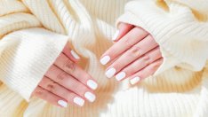 Ноктите на 2023 – 6 маникюра в стил ванилено момиче