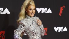 Парис поздрави Линдзи за годежа