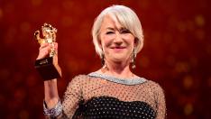 Хелън Мирън твърдо подкрепя Меган и Хари