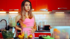 3 упражнения за борба с подуването на корема