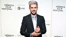 Зак Ефрон показа мускули в ново видео