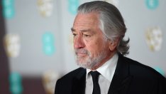 Робърт де Ниро не е запознал големите си деца с бебето