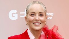 Шарън Стоун се фука с порасналия си красив син – Роан