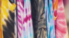 Tie-dye – сред принтовете в гардероба за пролетта