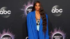 Бременната Сиара с нова визия