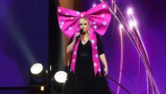 Ребъл Уилсън: Британска кралска особа ме покани на парти с наркотици и оргии