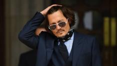 Джони Деп ще включи Анджелина Джоли във войната си срещу Амбър Хърд