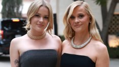 Дъщерята на Рийз Уидърспун – Ава Филип – стана брюнетка