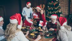 Празници 2020: 4 неловки ситуации и как да се справим с тях