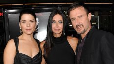 „Писък“ се завръща: Кортни Кокс, Дейвид Аркет и Нев Кембъл отново на екран