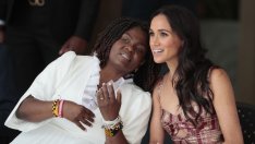 Меган Маркъл с рокля на местен дизайнер за първия си ден в Колумбия