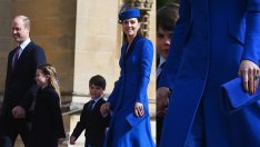 По примера на Даяна – Кейт Мидълтън с различен маникюр