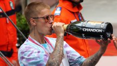 Странният случай с Джъстин Бийбър – нарече себе си измамник и недостоен