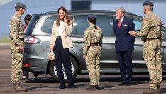 Есенна мода: Кейт Мидълтън с перфектния блейзър