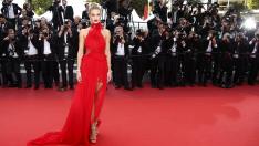 Как Роузи Хънтингтън-Уайтли превръща несигурността във вдъхновение?