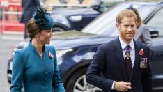 Двойна игра: Принц Хари споделя най-съкровените си новини първо с Кейт Мидълтън