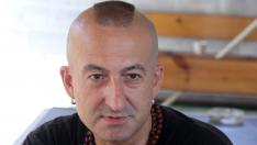 Дони на 54, Нети му се радва 