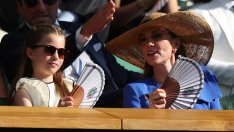 Кралска елегантност – гривната и маникюрът на принцеса Шарлот за „Уимбълдън“