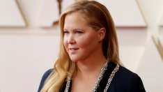 Ейми Шумър с емоционална изповед за борбата с ендометриозата
