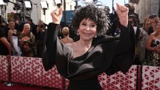 Рита Морено: Обожавам начина, по който изглеждам