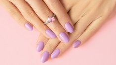 Лавандулово мляко – хитът в маникюра тази пролет