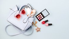 Дамски чанти в пастелни цветове – хитът за сезон пролет-лято 2025