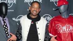 Уил Смит се завръща в светлините на прожекторите след три години в изгнание