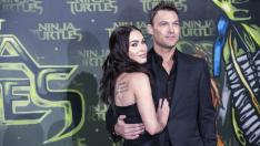 Брайън Остин Грийн се обясни, че не излиза с две жени едновременно