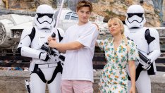 Млади родители – Мили Боби Браун и Джейк Бонджови с първа снимка на дъщеричката си