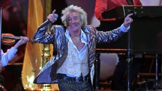 Щастлив дядо – Род Стюарт сподели първи снимки с новородените внуци