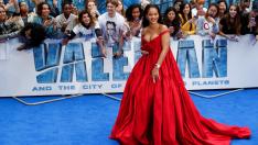 Риана с документален филм