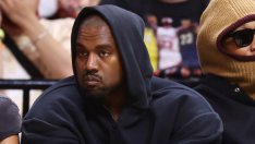 Кание Уест продава новата си колекция на Yeezy Gap от чували за боклук